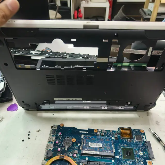 Dell Vostro laptop bottom base cover disassembly