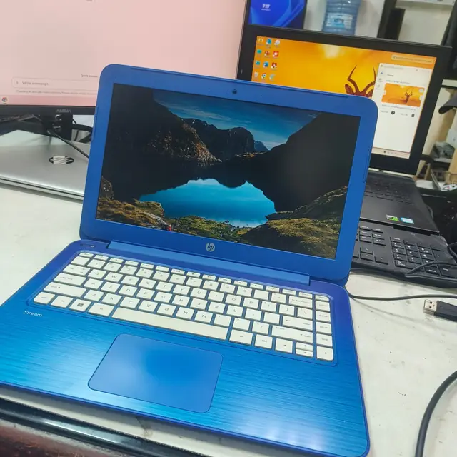 HP Stream 13 blue laptop Windows 10 working after repair