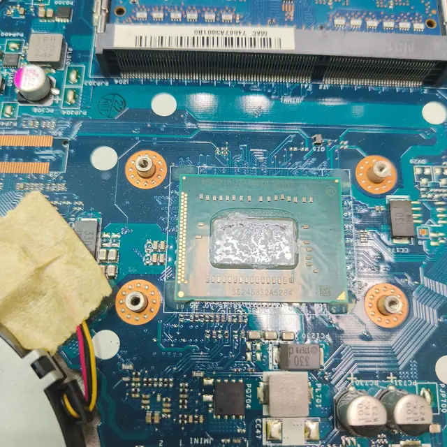 Laptop CPU dried thermal paste needs repaste