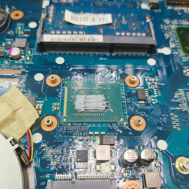 Laptop CPU repaste service fresh thermal compound