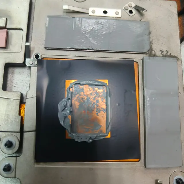 Laptop heatsink copper contact dried thermal paste