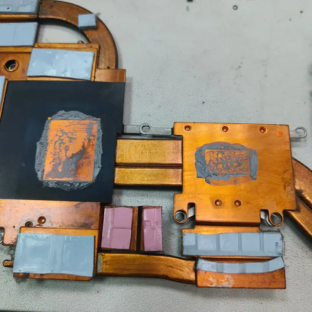 Laptop heatsink copper plates old thermal paste and pads