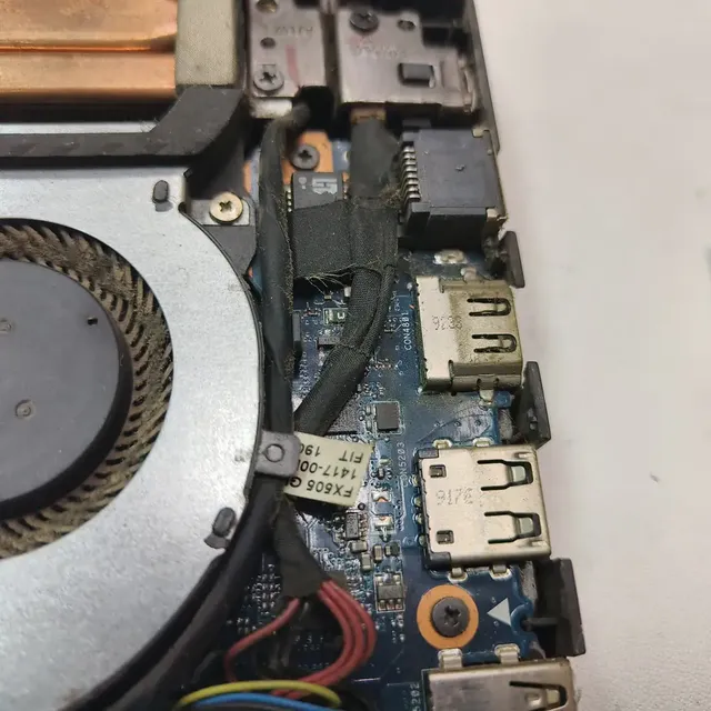 Laptop motherboard USB ports cables