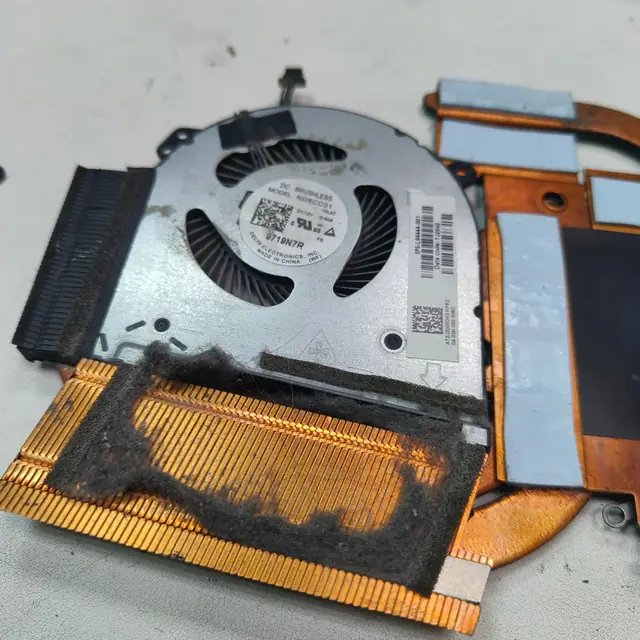 Laptop overheating repair dusty heatsink fins