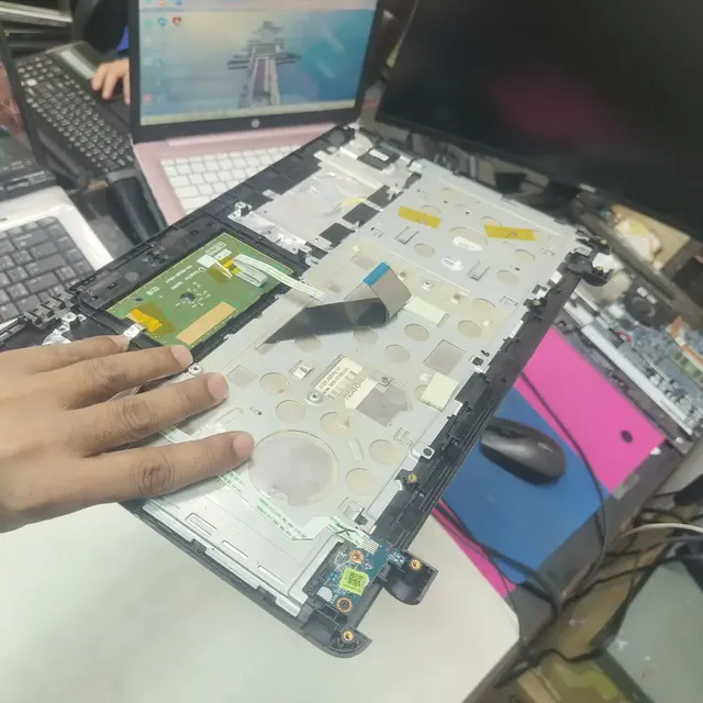 Laptop screen assembly disassembly repair