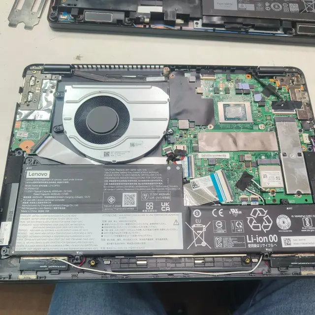 Lenovo laptop bottom cover removed CPU fan and battery